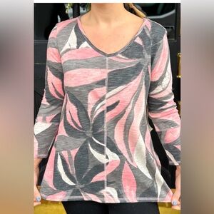 Women's V-Neck Pink & Gray Leaf-Print Tunic